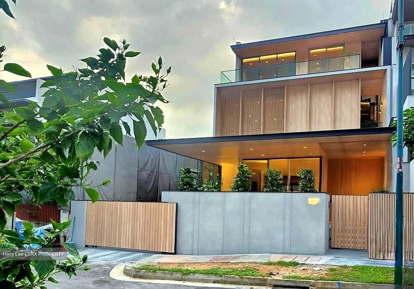 Thomson Ridge Estate (D20), Semi-Detached #559808201